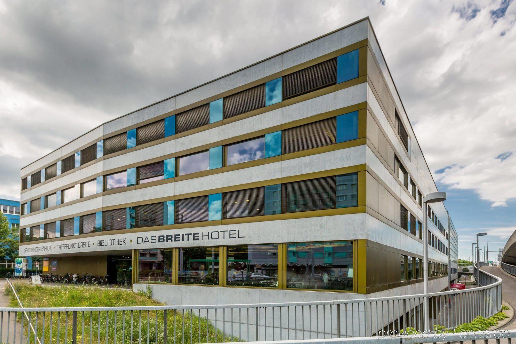 Dasbreitehotel Am Rhein Basileia Exterior foto